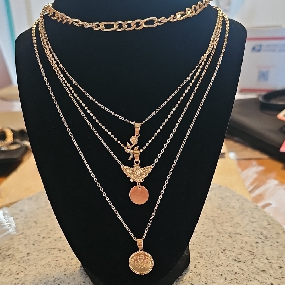 Gold Layered Necklace Fashion Jewelry Set